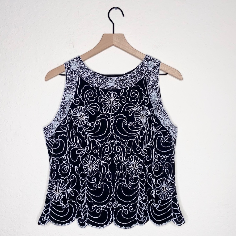 J Kara Black White Beaded Sleeveless Scallop Top
